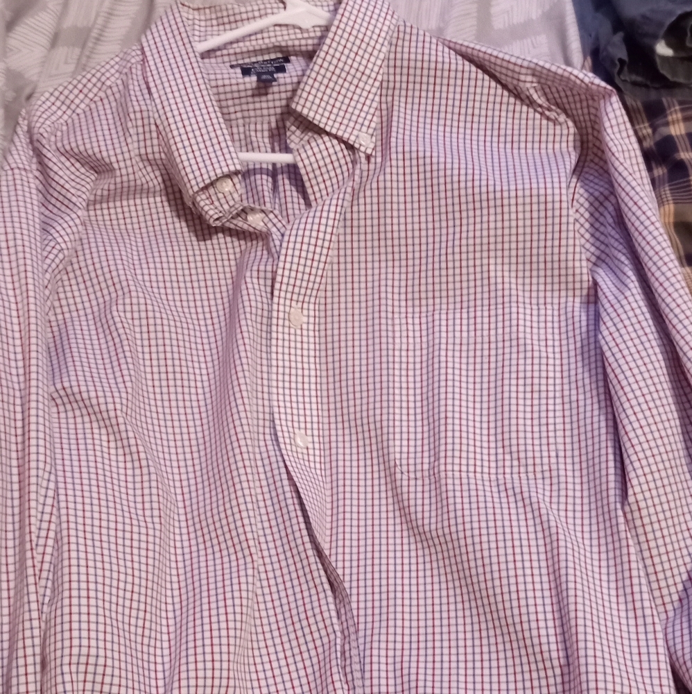 Croft and Barrow classic fit men's long sleeve dress shirt